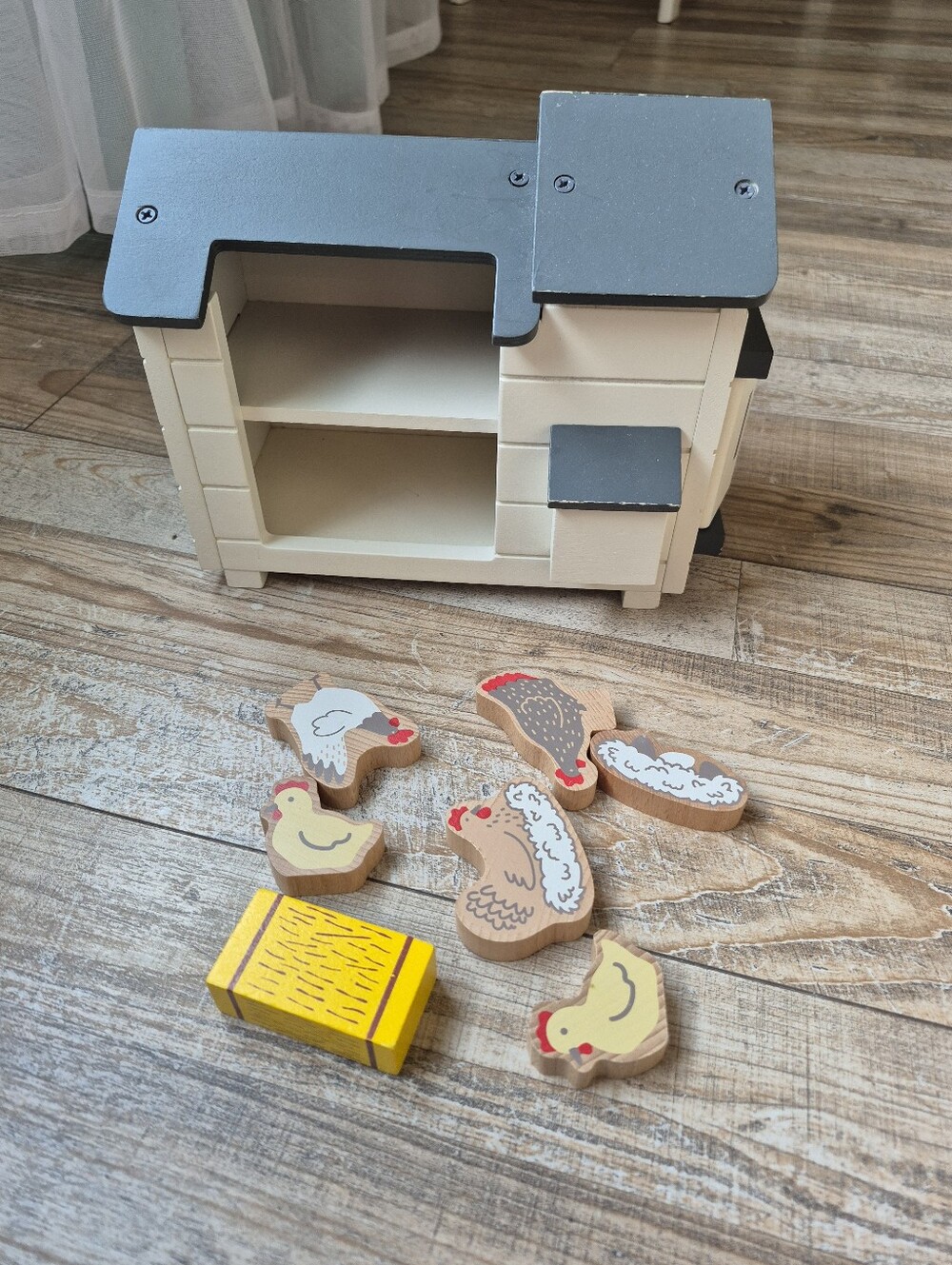 Hearth & Hand Chicken Coop Playset